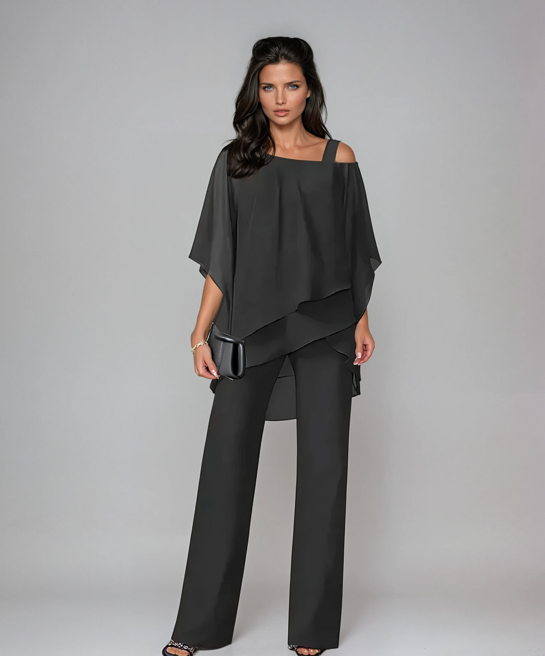 Eleanor | Completo Due Pezzi con Poncho Asimmetrico